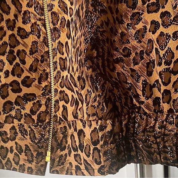 Elegant jacket, can be used for warmth or to accent what you are wearing. - Picture 7 of 7